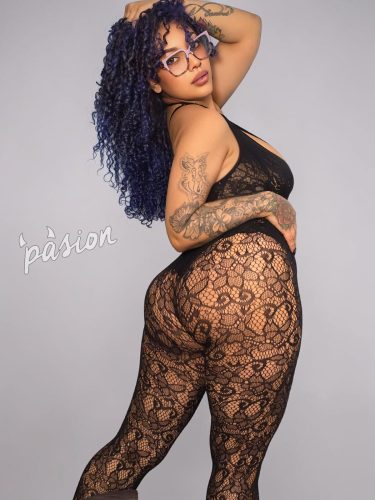 Violeta 3222388190