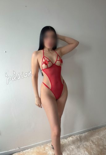 Larrisa 3222484106