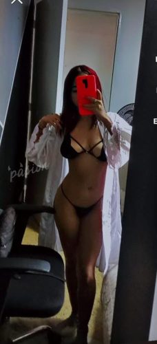 Emily 3025446278
