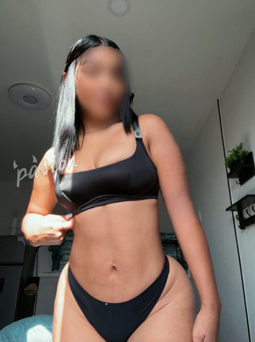 mel-3413184-5kr6ag4m371a5b8v5pmt.jpeg