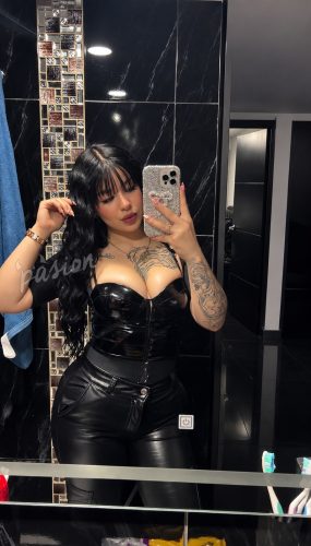 Layla 3228878065